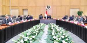 الوزير يبحث مع وزير الزراعة سبل تعزيز الاستفادة من مميزات خط الرورو السريع - زاجل الإخباري