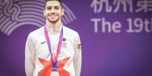 طالب عمان الاهلية البطل زيد مصطفى يحقق إنجازا عالميا في التايكواندو - زاجل الإخباري