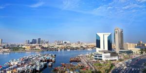 50 % من الشركات في دبي تطبق مبادرات الاستدامة البيئية والاجتماعية والحوكمة - زاجل الإخباري