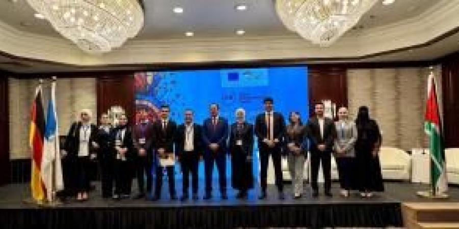 طلبة "الزيتونة" يشاركون في إطلاق التقرير الوطني لريادة الأعمال 2024–2025 ضمن المرصد العالمي - زاجل الإخباري