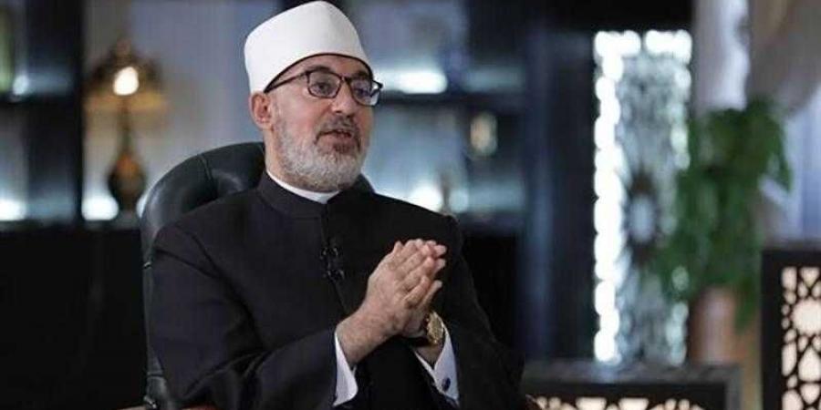المفتي للحجيج عبر قناة الناس: تراحموا وتعاملوا بسكينة - زاجل الإخباري