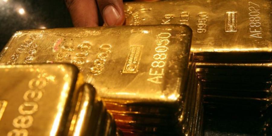 الذهب يصعد مدفوعا ببيانات أميركية وحديث ترامب وشي يرفع النفط - زاجل الإخباري