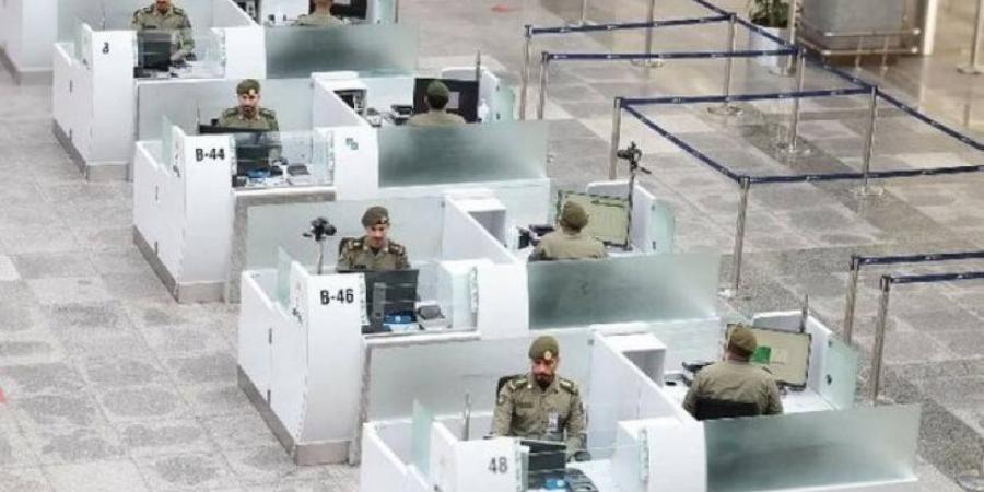 الجوازات تؤكد جاهزيتها لإنهاء إجراءات مغادرة الحجاج في جميع المنافذ الدولية - زاجل الإخباري