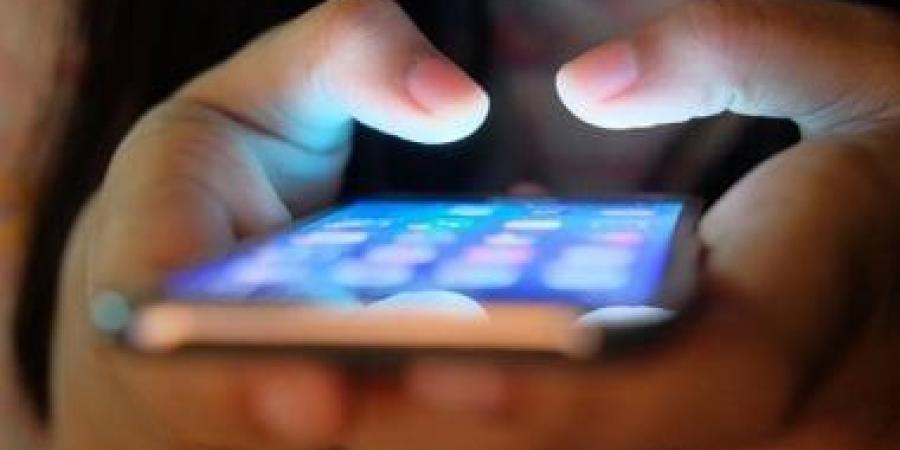طرق مبتكرة لتحسين مساحة التخزين على هاتفك الذكى.. تعرف عليها - زاجل الإخباري