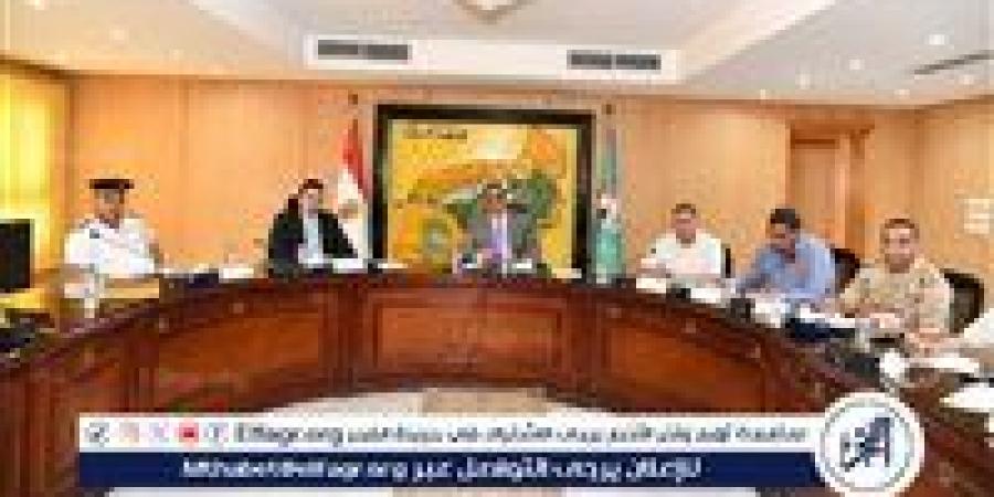 محافظ الفيوم يتابع الاستعدادات النهائية لامتحانات الثانوية العامة ويوجه بإلغاء الأسواق المحيطة باللجان - زاجل الإخباري