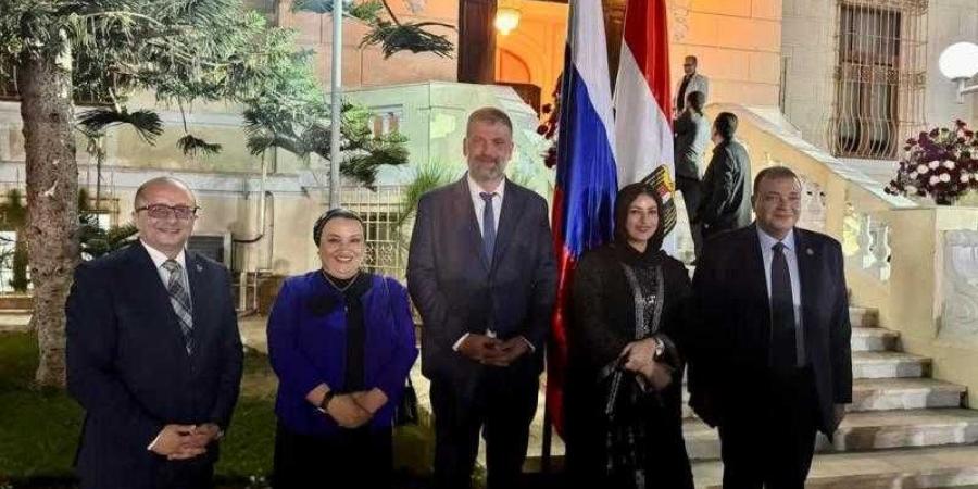 الأكاديمية العربية تشارك في احتفالات اليوم الوطني الروسي - زاجل الإخباري
