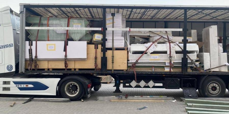 جمارك رأس الخيمة تطلق أول شحنة عبور بـ«تير» إلى بولندا - زاجل الإخباري