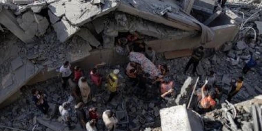 45 شهيدا فى مجزرة مروعة بحق منتظرى المساعدات بخانيونس - زاجل الإخباري