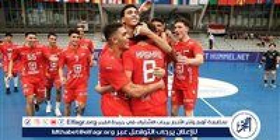 حضور جماهيري كبير لدعم منتخب الناشئين أمام إسبانيا بربع نهائي بطولة العالم لليد - زاجل الإخباري