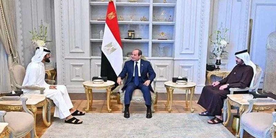 الرئيس السيسي يستقبل قائد الحرس الملكي بمملكة البحرين وقائد العمليات الخاصة بالمملكة - زاجل الإخباري