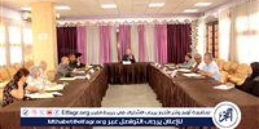 تفاصيل اجتماع مجلس إدارة صندوق مركز الخدمة العامة بالقرية الأولمبية بجامعة أسيوط اليوم - زاجل الإخباري