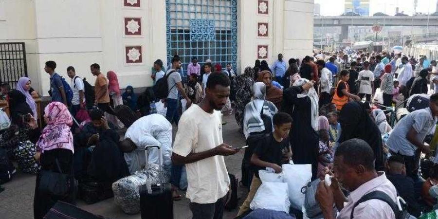 الهيئة القومية لسكك حديد مصر: تسيير القطار السابع لعودة الأشقاء السودانيين إلى وطنهم - زاجل الإخباري