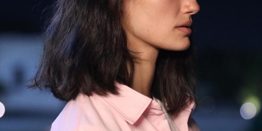 تفاصيل الحلقة الثانية من "Just You": رسائل غامضة وحريق يهز الأحداث - زاجل الإخباري