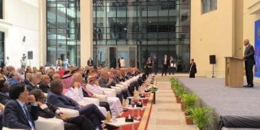 أبو الغيط يحذر من خطورة تأخر الدول العربية فى مجال الذكاء الاصطناعى - زاجل الإخباري
