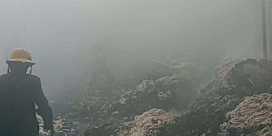 عاجل.. حريق هائل في مصنع قطن بالغربية (صور) - زاجل الإخباري