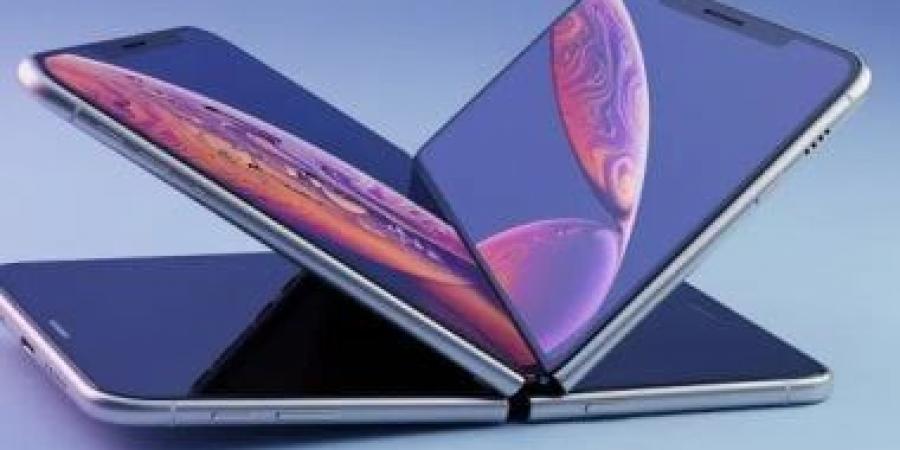 مواصفات جديدة عن أول هاتف آيفون قابل للطى.. يأتى دون منفذ للشريحة - زاجل الإخباري