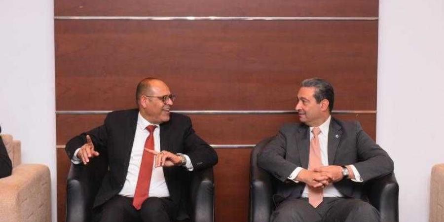 جبران يؤكد :علاقتنا بمنظمة العمل الدولية مُتميزة ..وقانون العمل الجديد نموذج على نجاح ”التشاور الاجتماعي” - زاجل الإخباري
