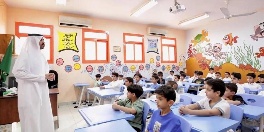 تقويمات الفترة الدراسية مرتان في العام - زاجل الإخباري