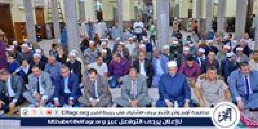 محافظ سوهاج يشهد احتفال الأوقاف بذكرى المولد النبوي الشريف بمسجد " العارف بالله" - زاجل الإخباري
