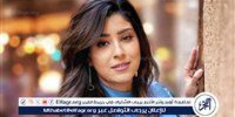 أيتن عامر تشارك جمهورها كواليس مسرحية "فيلم رومانسي" - زاجل الإخباري