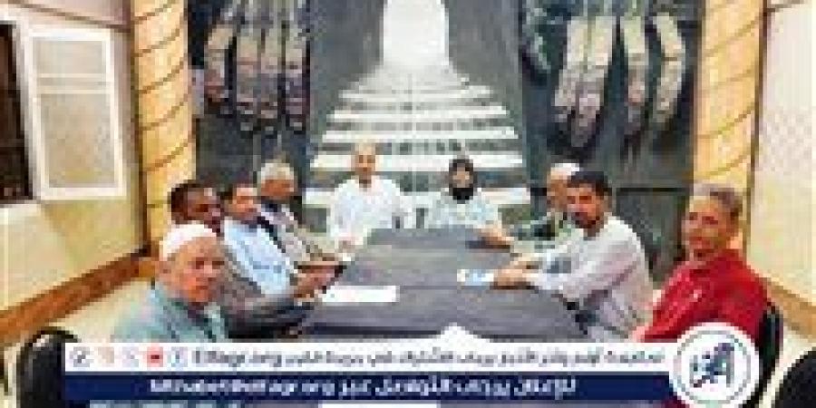 "فن الكتابة المسرحية " فى ندوة بنادى أدب منفلوط بأسيوط - زاجل الإخباري