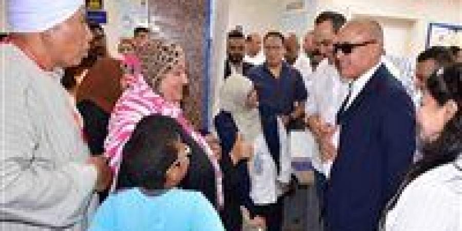 محافظ الأقصر ورئيس الرعاية الصحية يتفقدان وحدة طب الأسرة بالكرنك والمستشفى الدولي - زاجل الإخباري