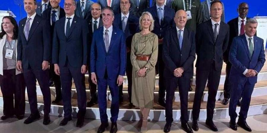 وزير البترول يعلن إطلاق مشروع للمسح السيزمي بأحدث التقنيات في شرق المتوسط - زاجل الإخباري