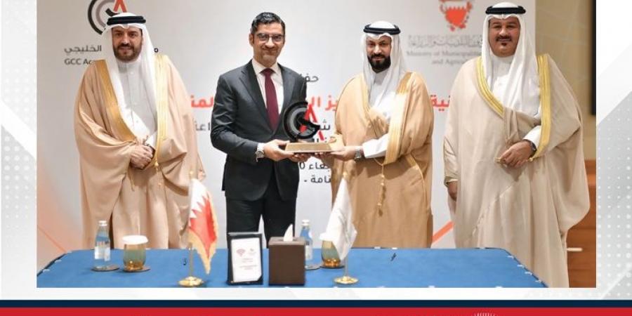 وزارة شؤون البلديات والزراعة توقّع اتفاقية تعاون مع مركز الاعتماد الخليجي لتعزيز البنية التحتية لمنظومة الحلال - زاجل الإخباري