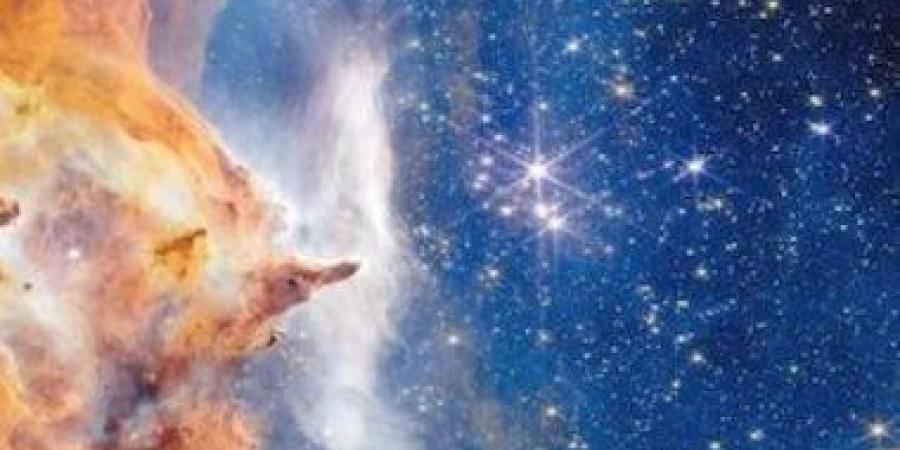 تلسكوب جيمس ويب يلتقط مشهدًا مذهلًا لـ”سديم الكركند” وأكبر نجومه - زاجل الإخباري