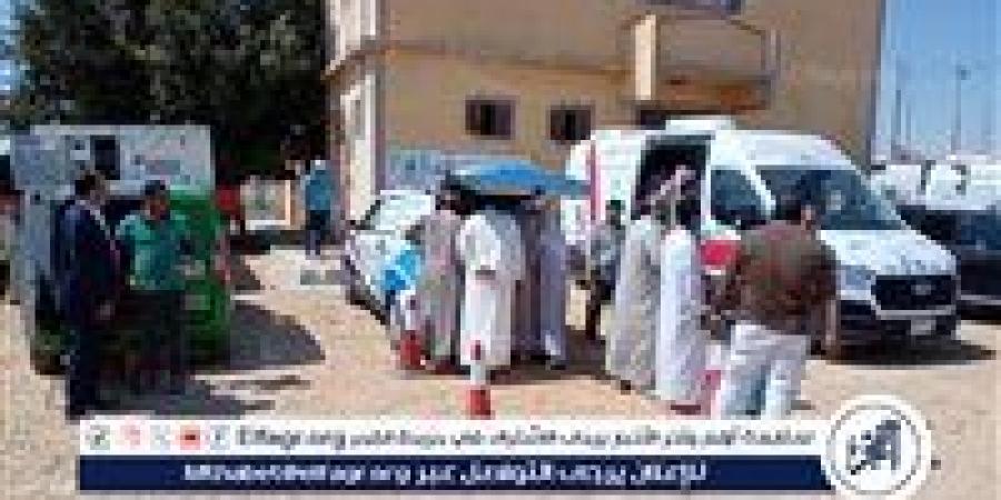 شركة مياه مطروح تقدم خدماتها المتنوعة ضمن قافلة "مطروح الخير" بإحدى قري مدينة براني - زاجل الإخباري