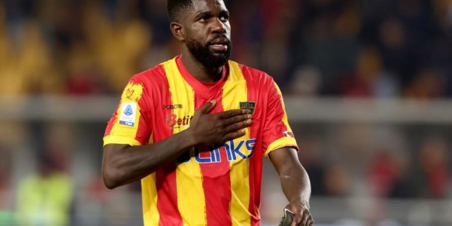 أومتيتي مدافع برشلونة السابق قاب قوسين من الاعتزال - زاجل الإخباري