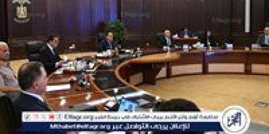 عاجل- مدبولي: توفير الاعتمادات المالية لهيئة الشراء الموحد لضمان مخزون آمن من الأدوية والمستلزمات الطبية - زاجل الإخباري