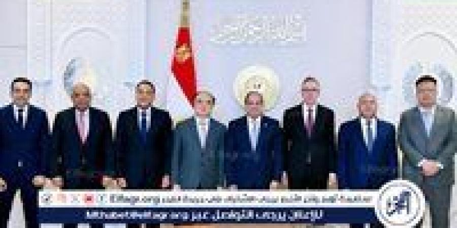 عاجل ـ "السيسي: نوفر كل الدعم لتوطين صناعة البطاريات والطاقة الخضراء في مصر" - زاجل الإخباري