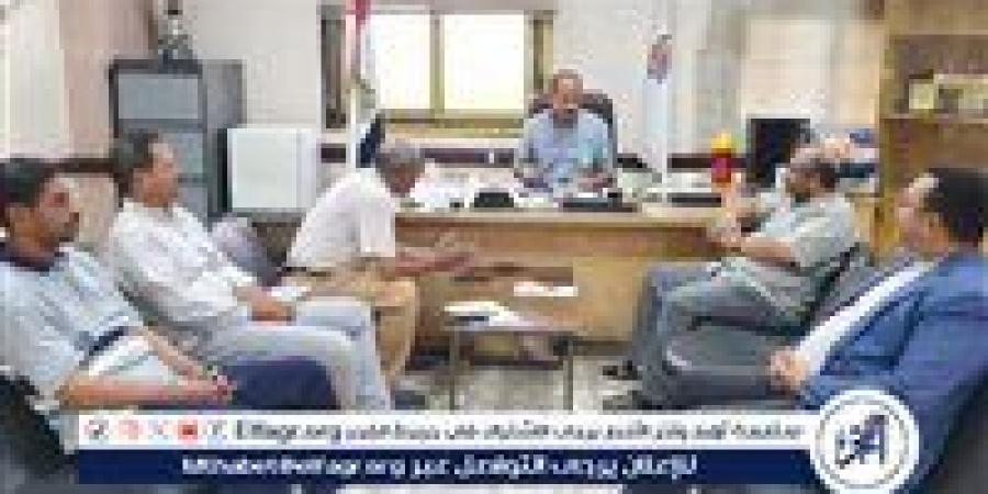 انطلاقة قوية.. عبدالرافع جاد يبدأ مهامه باجتماع موسع مع قيادات التعليم بفرشوط - زاجل الإخباري