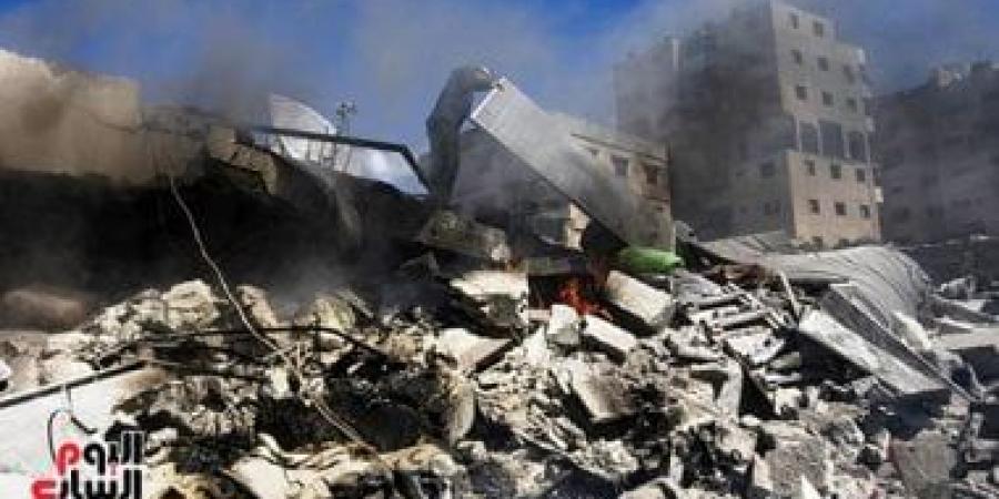استشهاد 17 فلسطينيا جراء قصف الاحتلال أنحاء متفرقة من قطاع غزة - زاجل الإخباري