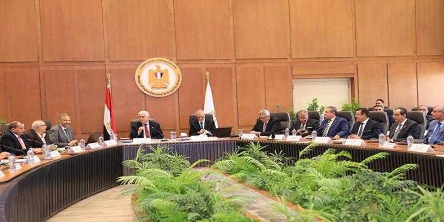 وزير التعليم العالي يترأس اجتماع مجلس الجامعات الأهلية - زاجل الإخباري