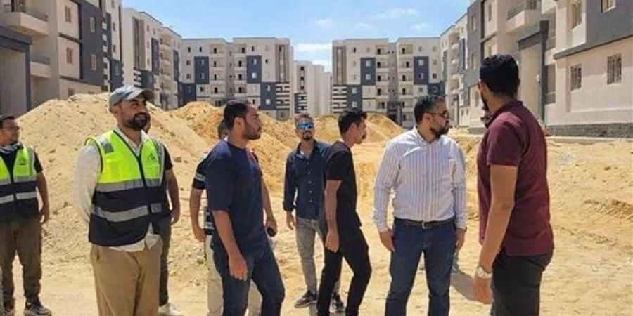 وزير الإسكان يتابع الموقف التنفيذى لمشروعات ”سكن لكل المصريين” و”النادي الاجتماعي” بمدينة أكتوبر الجديدة - زاجل الإخباري